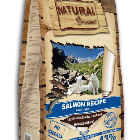 Natural Greatness Salmon Mini Recipe Sensitive hypoallergeen recept dat van goede kwaliteit zalm en aardappel gemaakt is zonder tarwe of maïs. Het product is specifiek gemaakt om aan de behoeften van de kleine hondenras te voldoen.